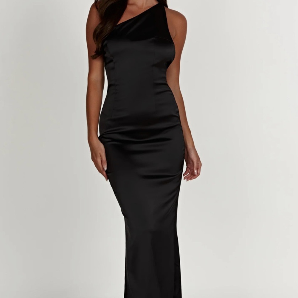 Meshki Black Satin One-Shoulder Dress